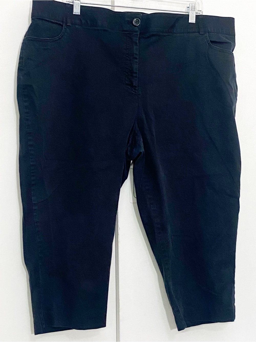 Briggs Womens Black Cropped Stretch Casual Work Pant. Wide Elastic Waist 22W